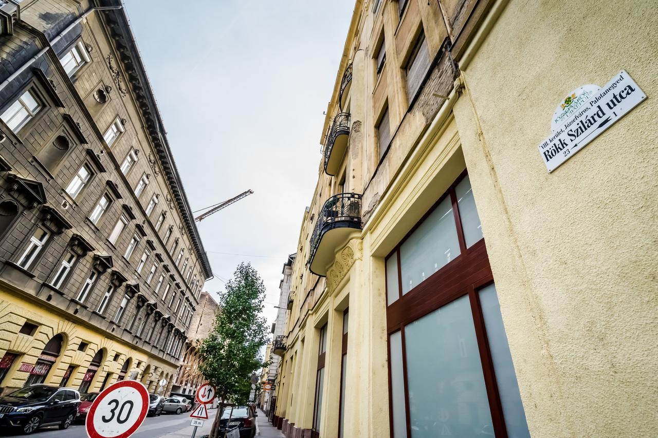 Roeck Premier Downtown Residence ブダペスト エクステリア 写真