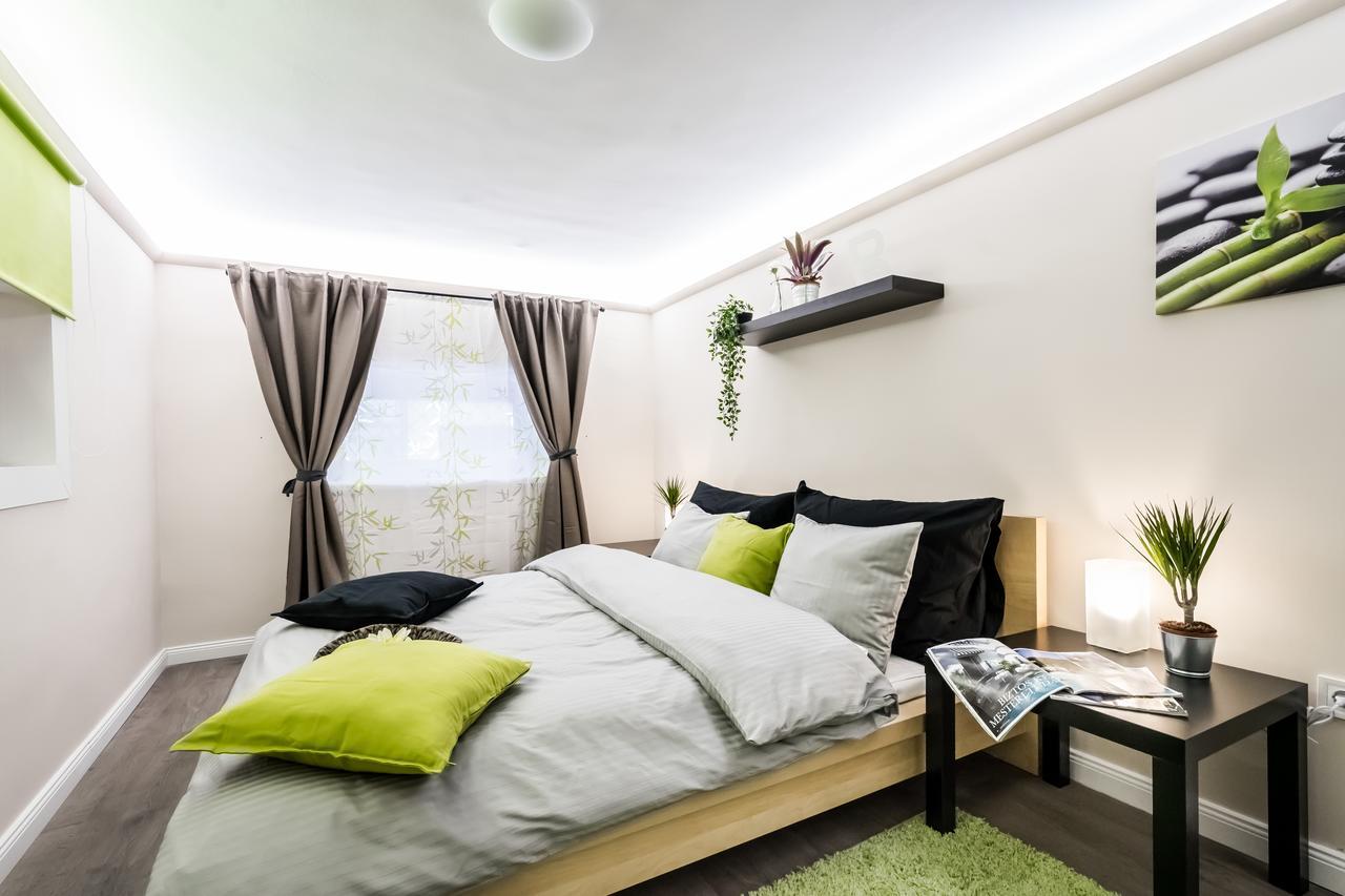 Roeck Premier Downtown Residence ブダペスト エクステリア 写真