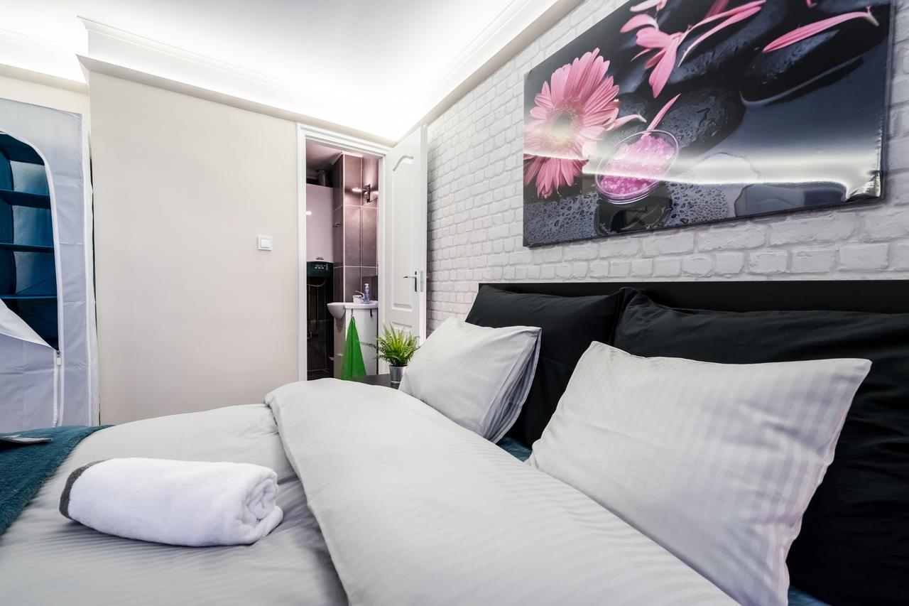 Roeck Premier Downtown Residence ブダペスト エクステリア 写真