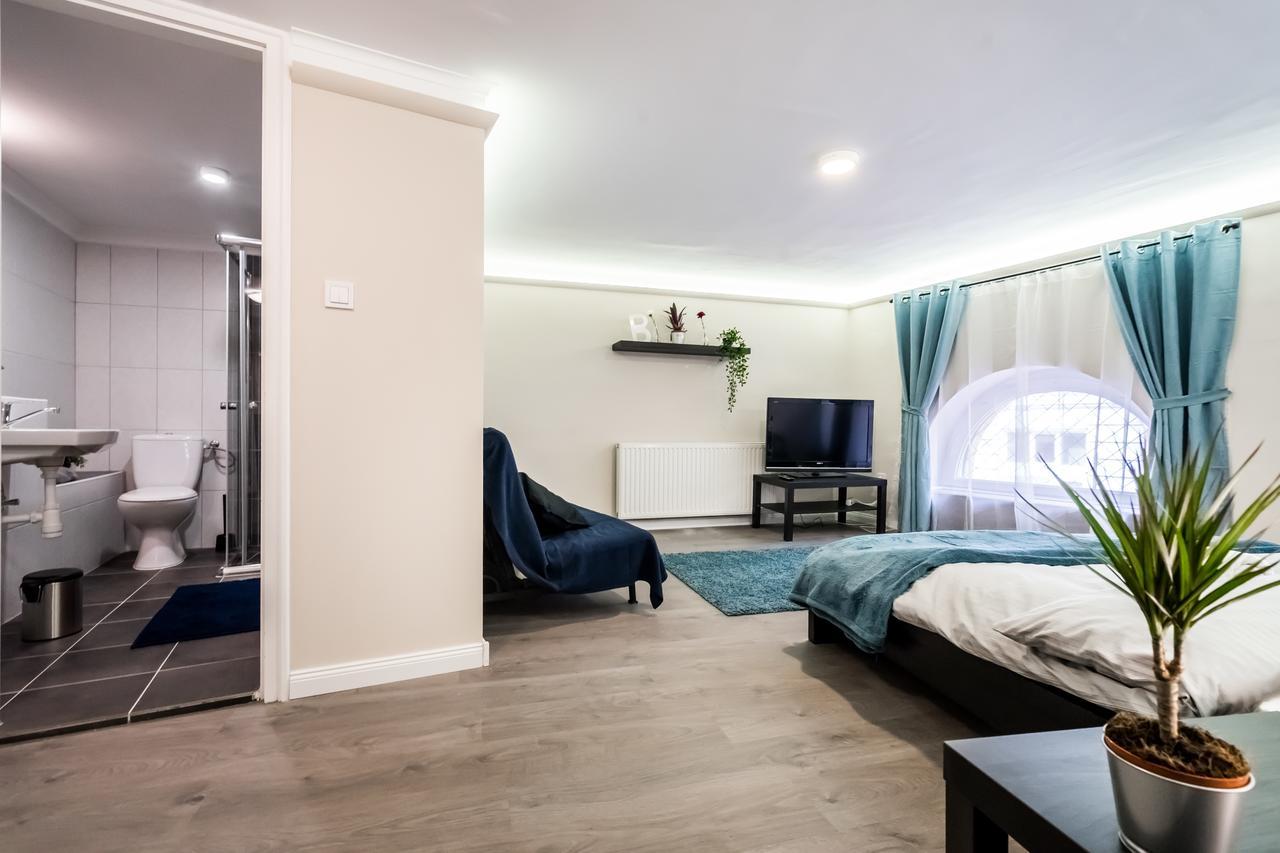 Roeck Premier Downtown Residence ブダペスト エクステリア 写真